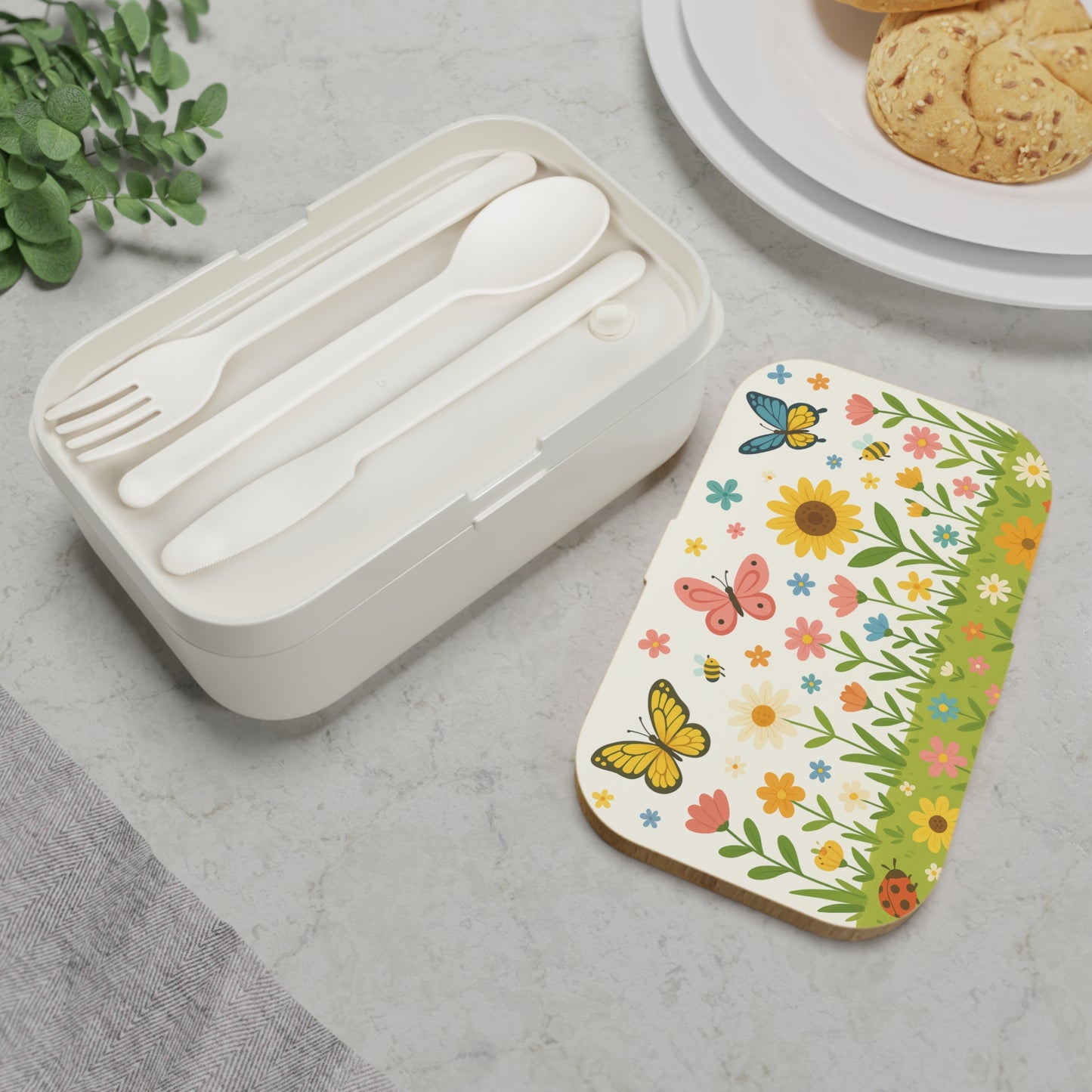 Blumenwiese & Schmetterlinge – Fröhliche Lunchbox für Kinder