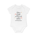 Baby Body „Mein Gotti macht mich noch süßer (wenn das überhaupt geht)“ – Bio-Baumwolle, mit Kussmund-Design