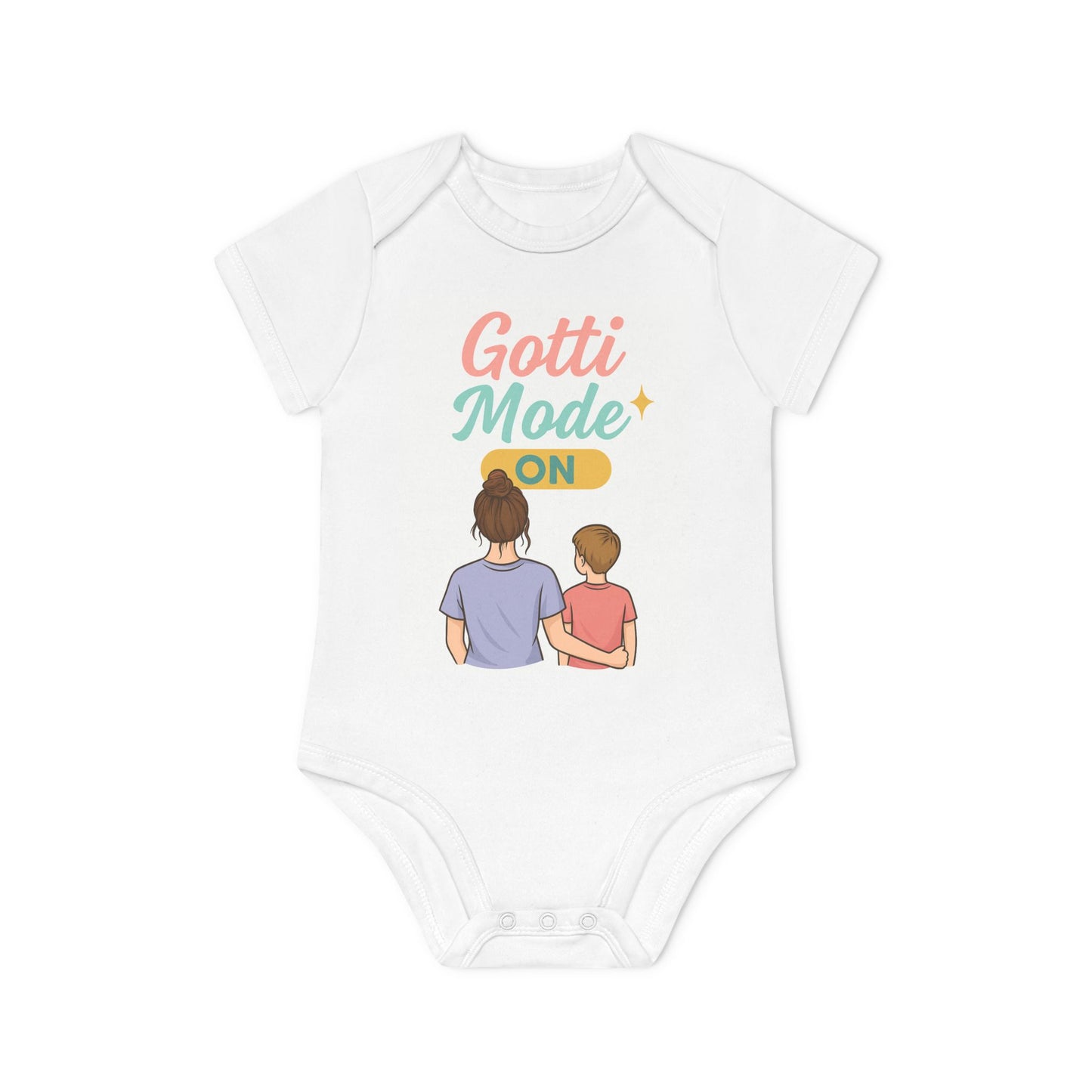 Baby Body „Gotti Mode On ✨“ – Kurzarm, Bio-Baumwolle, modernes Design mit Jungen in Pastelltönen