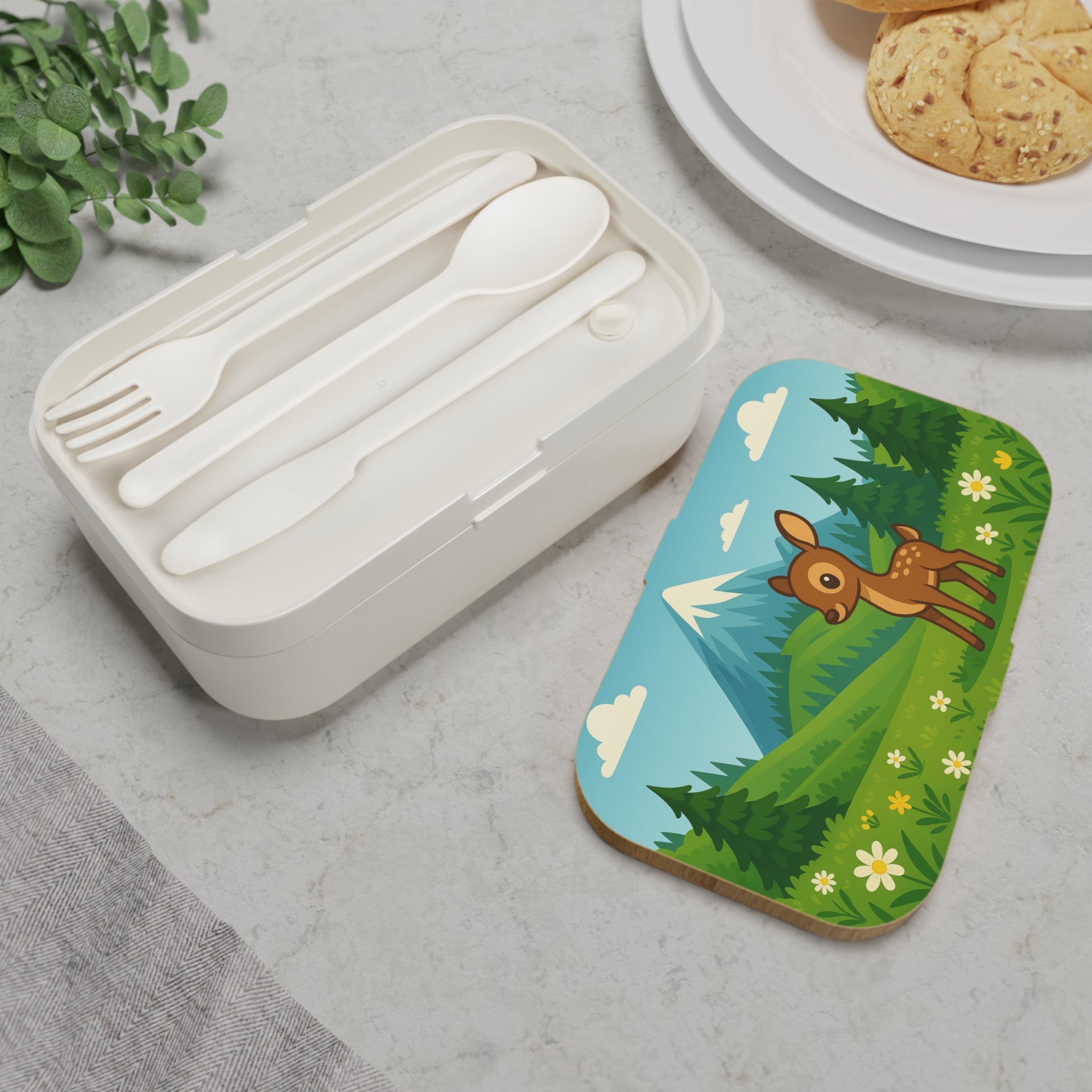 Kleines Reh im Gebirgszauber – Lunchbox für Kinder